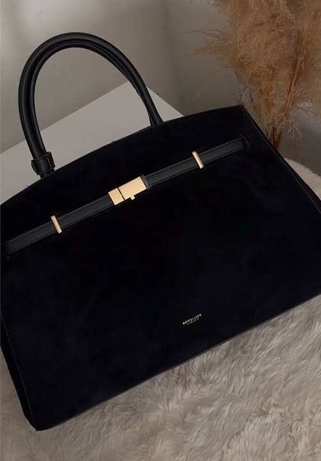 NOIR